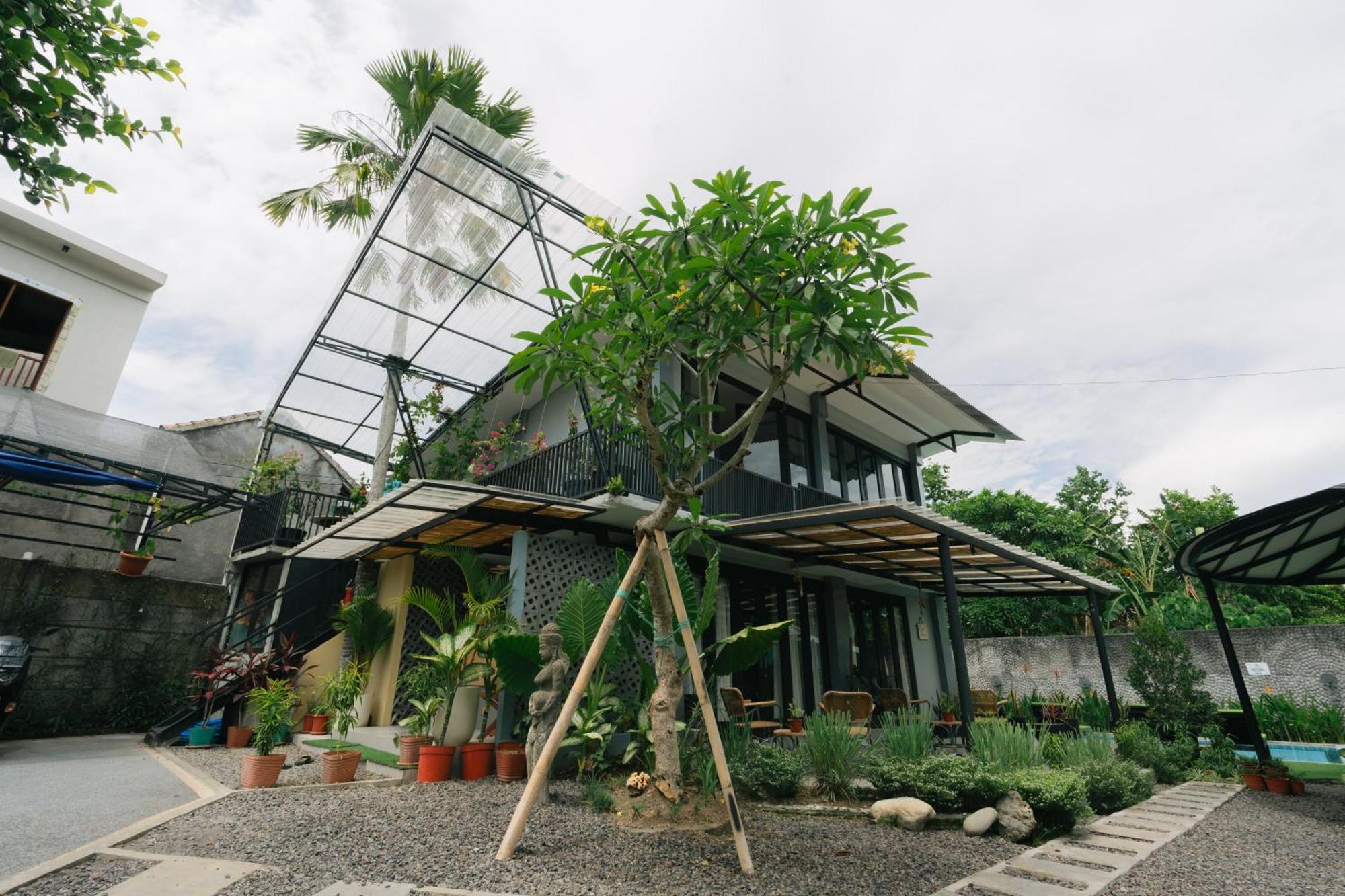 The Jungle Hostel Canggu Екстериор снимка