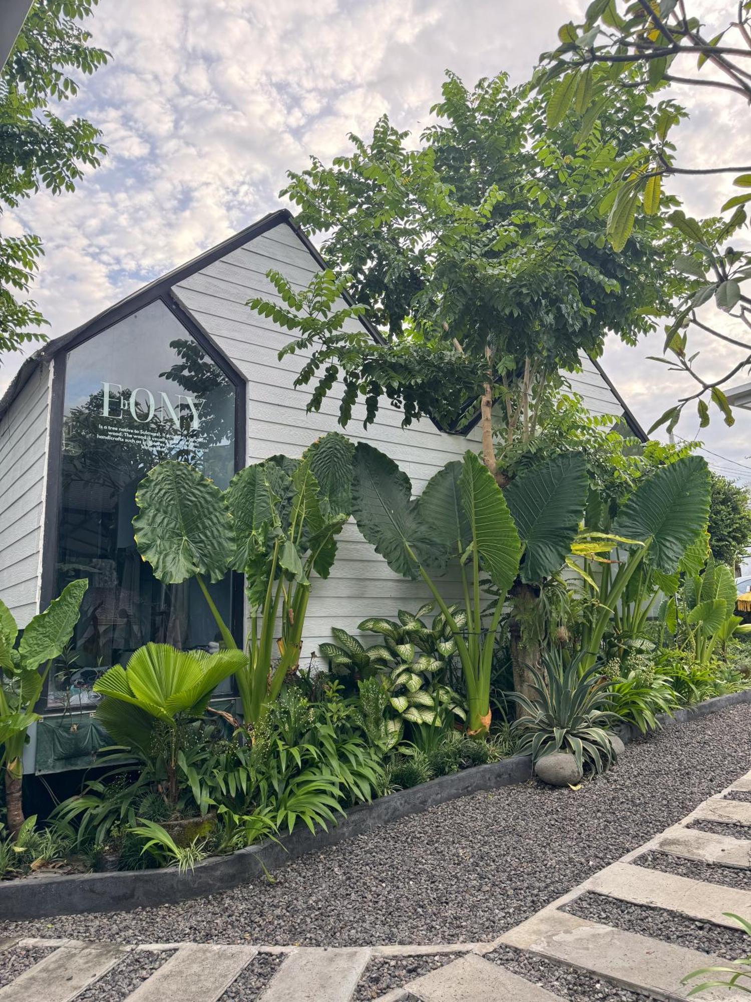 The Jungle Hostel Canggu Екстериор снимка