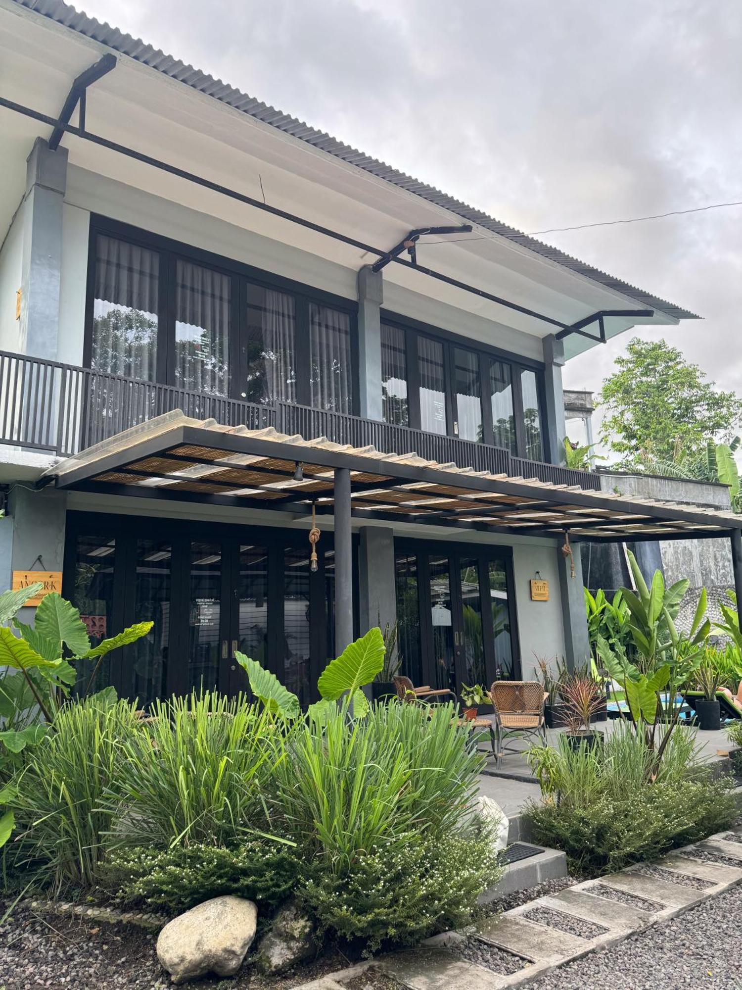 The Jungle Hostel Canggu Екстериор снимка