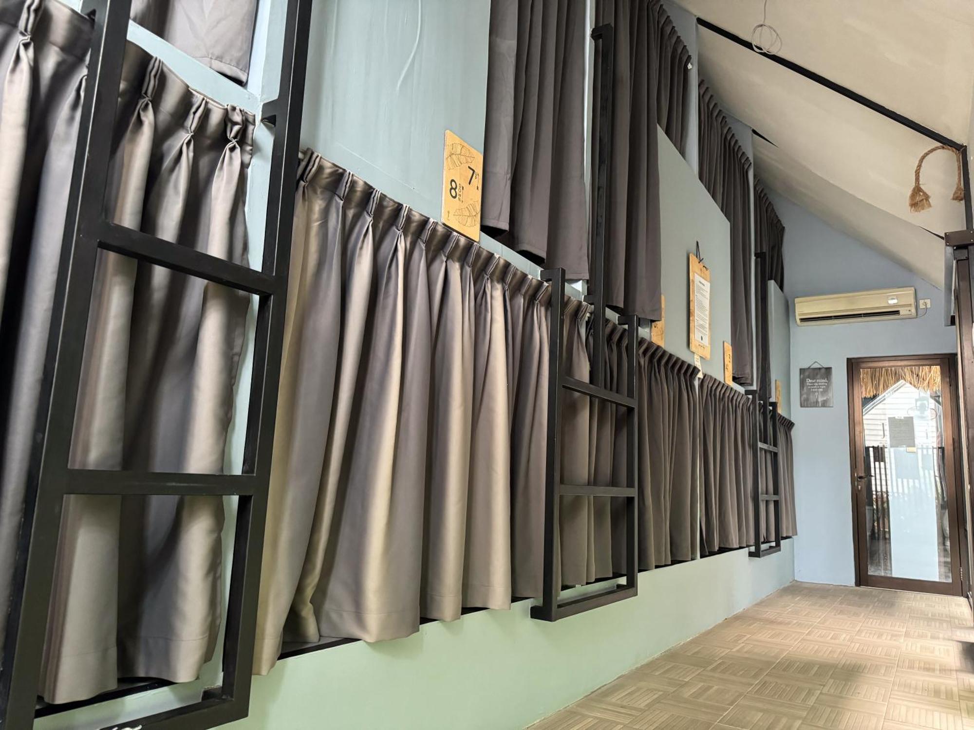 The Jungle Hostel Canggu Екстериор снимка