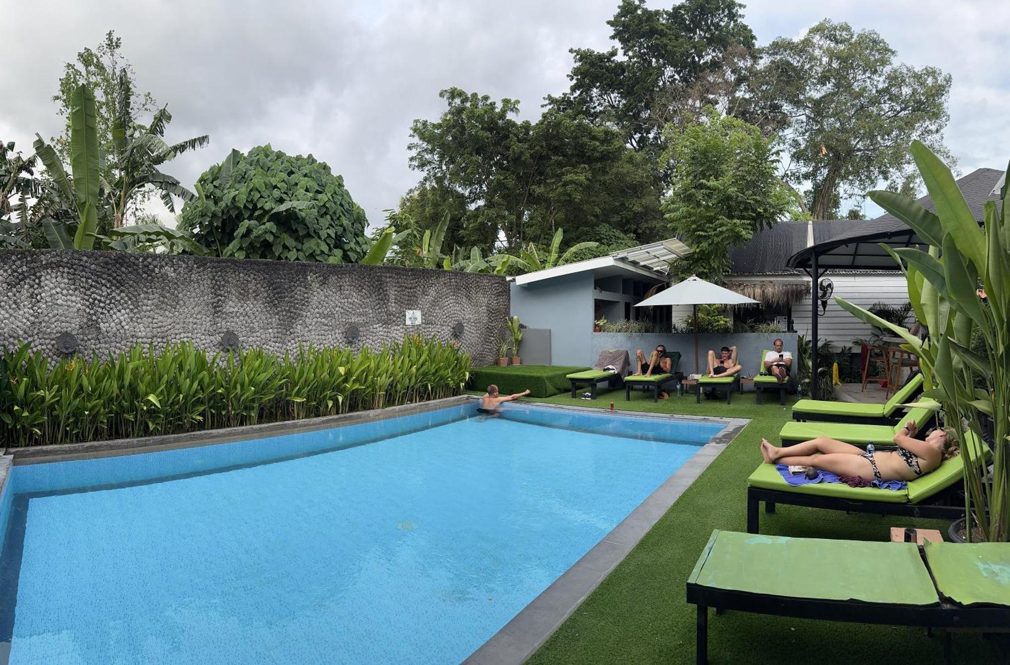 The Jungle Hostel Canggu Екстериор снимка