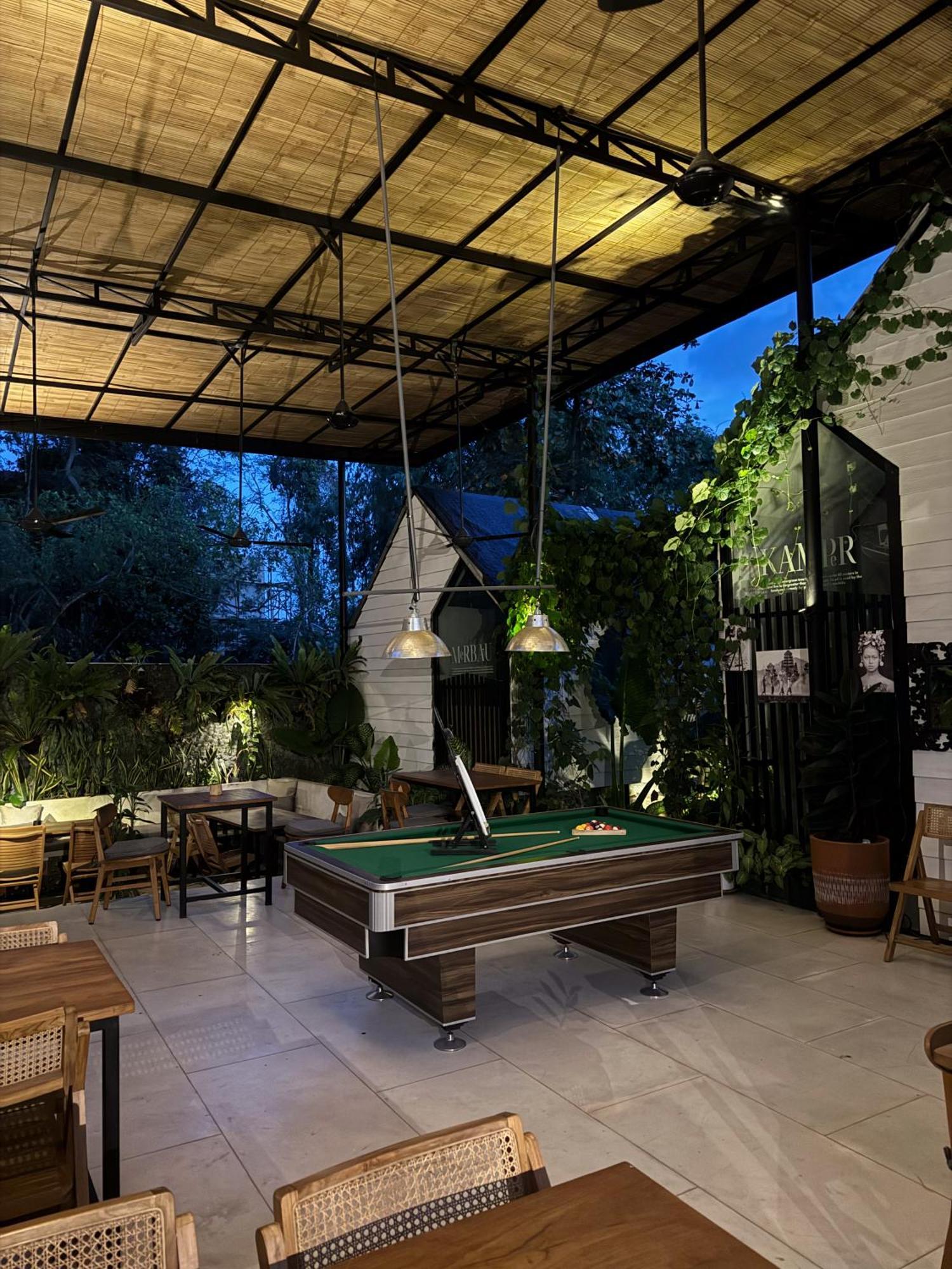 The Jungle Hostel Canggu Екстериор снимка